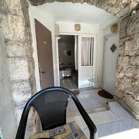 Old Town Apartment Nina Сплит Екстериор снимка