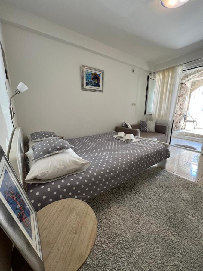 Old Town Apartment Nina Сплит Екстериор снимка